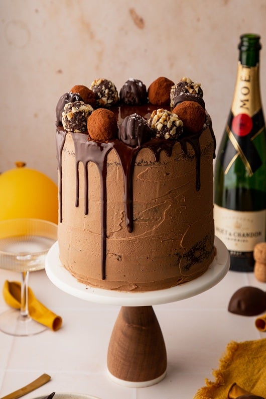 CharlotteFirth-LondonFoodPhotographer-Menier-ChocChampagneCake